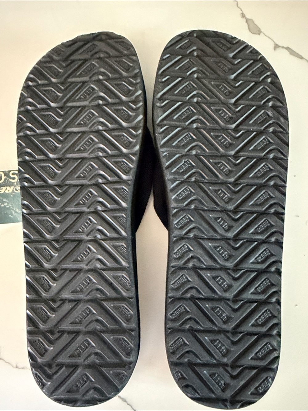Reef Smoothy Men’s Black Woven Strap Flip-Flops NWT Sz 13 - Picture 6 of 6